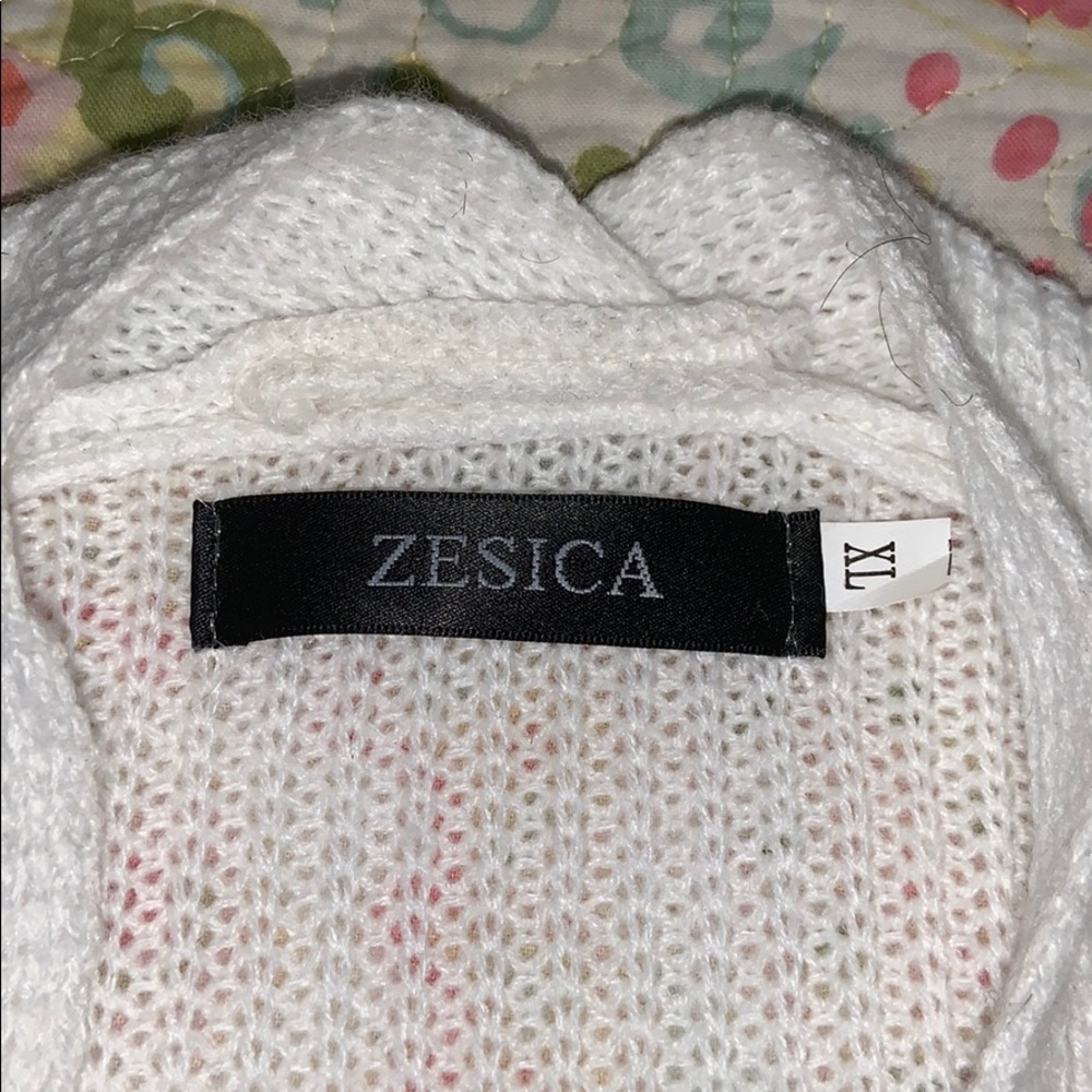 Cardigan - Picture 2 of 4